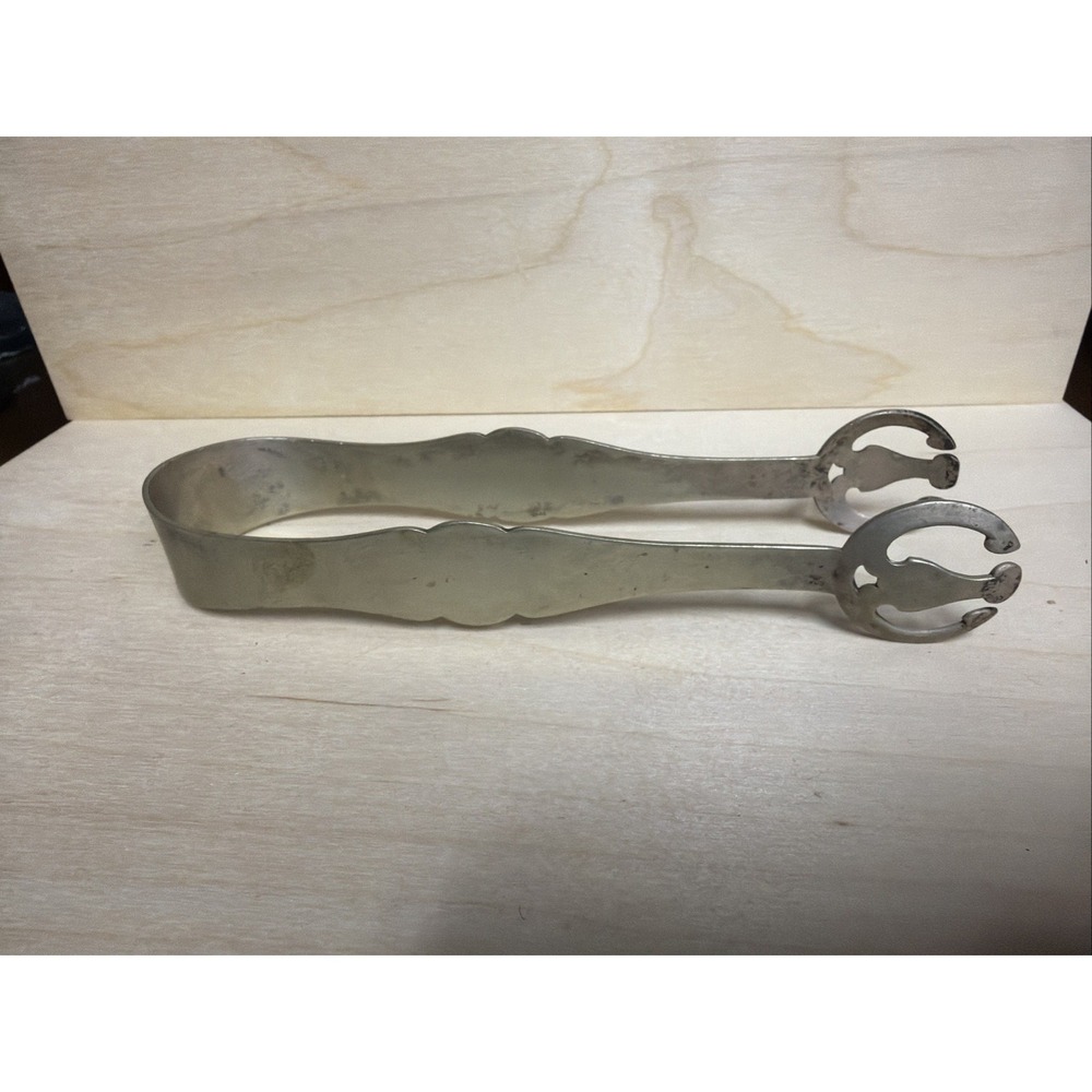 Hilton silver-plated ice or sugar Cube  tongs
